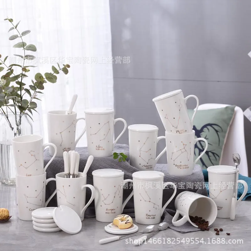 Kosť porcelánu dvanásť konštelácií keramický hrnček s vekom lyžičkou pár vodných pohárov Hot Predaj keramick