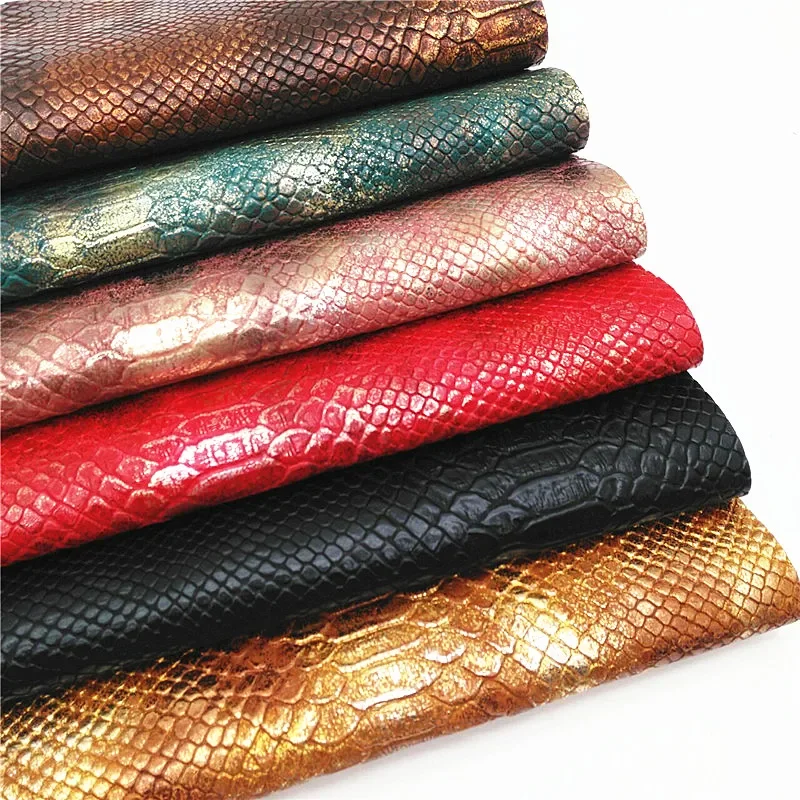 Kovové hadové syntetické kožené textily listy python faux koža pre tašky topánky luky pre domácich majstrov remeselníky mini rolky w179