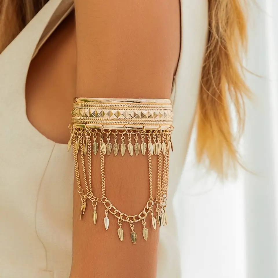 Kovový široký nepravidelný otvorený náramok Tassel Gold Cuff Bangles šperky doplnky západný kovbojský štýl prehnaný náramok