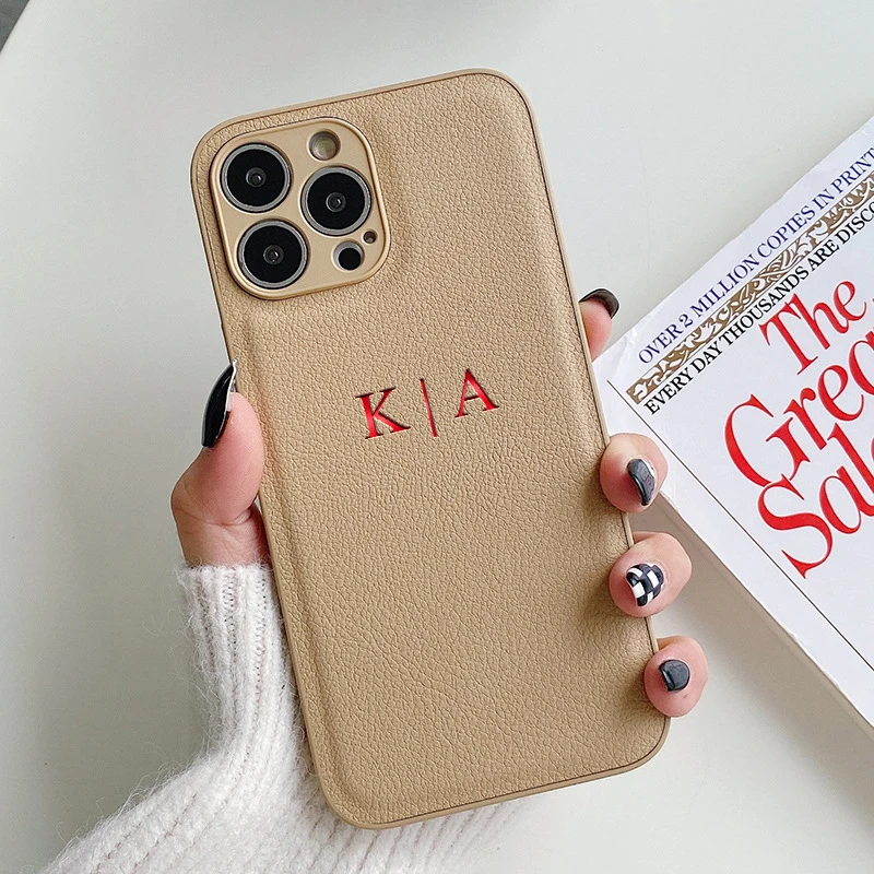 Kožené prispôsobené prispôsobené meno pre iPhone 11 12 13 14 15 16 pro max luxusné iniciály Červené písmená DIY Cover 15 Pro Max