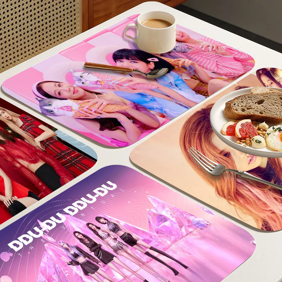 KPOP-B-Black-P-Pinks stolové podložky Tabuľky Absorpčné odtokové matné riadové rohože