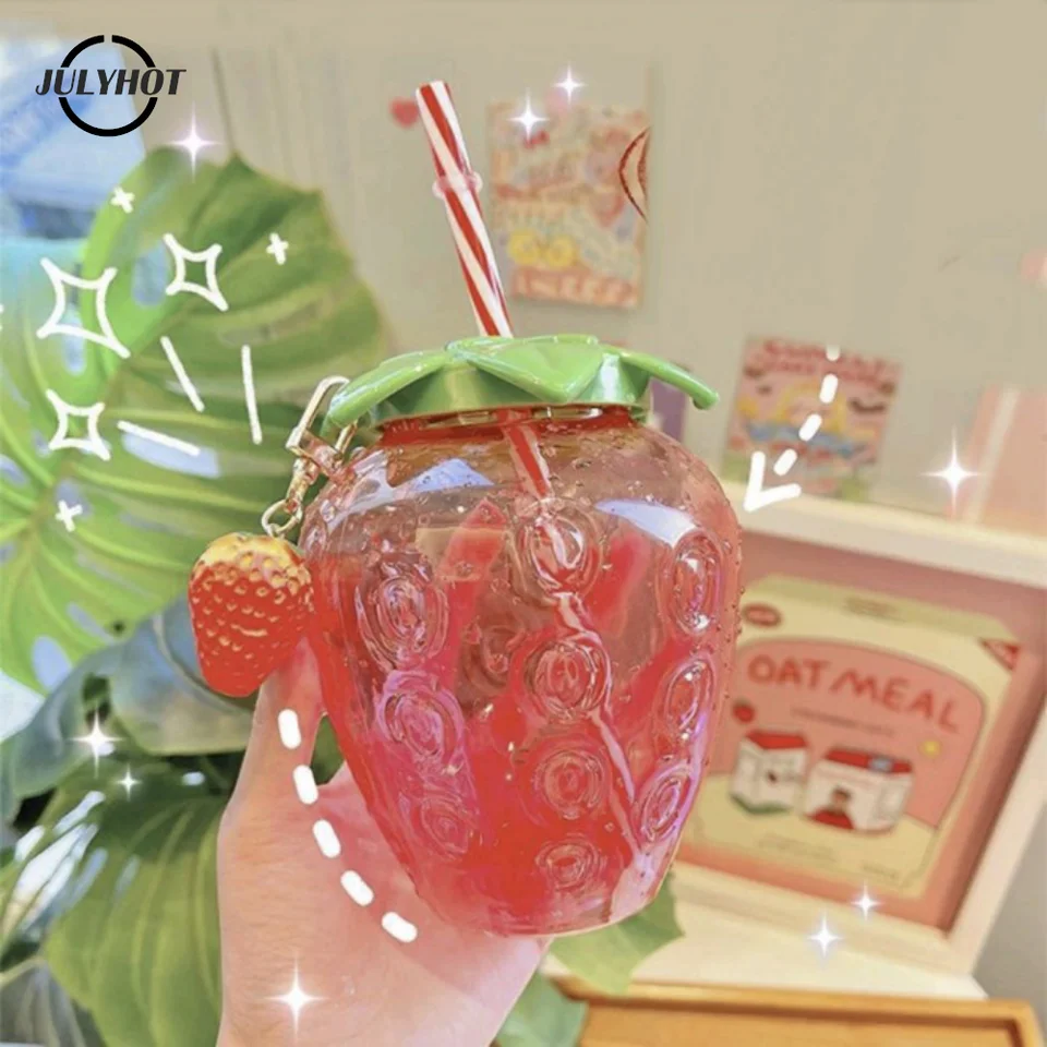 Kreatívna 500 ml fľaša na fľašu s vodou Strawberry Straw Cup Plast Cup Cute Fimate Female Mliec Tea Cup prenosný vodný pohár