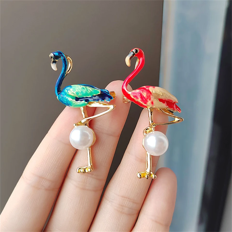 Kreatívne farebné smaltované perlové plameniaky brošní pre ženy unisex kamhienok Animal Animal Bird Bif Broš
