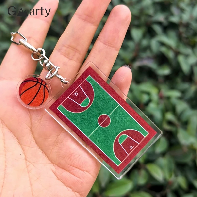 Kreatívne futbalové pole Keychain Metal Futbal basketbalové prívesky Tím fanúšikov