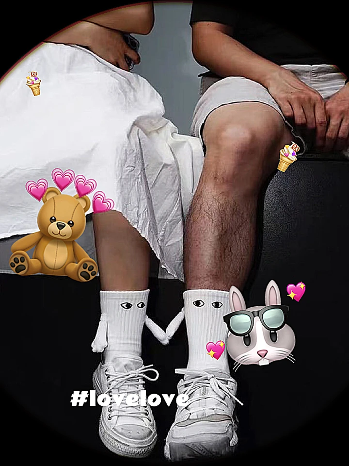 Kreatívne magnetické sacie ponožky bavlnené špičky ponožky 3d ruka v rukách klub Celebrity Parieky ponožky stredné trubice ponožky s magnetom