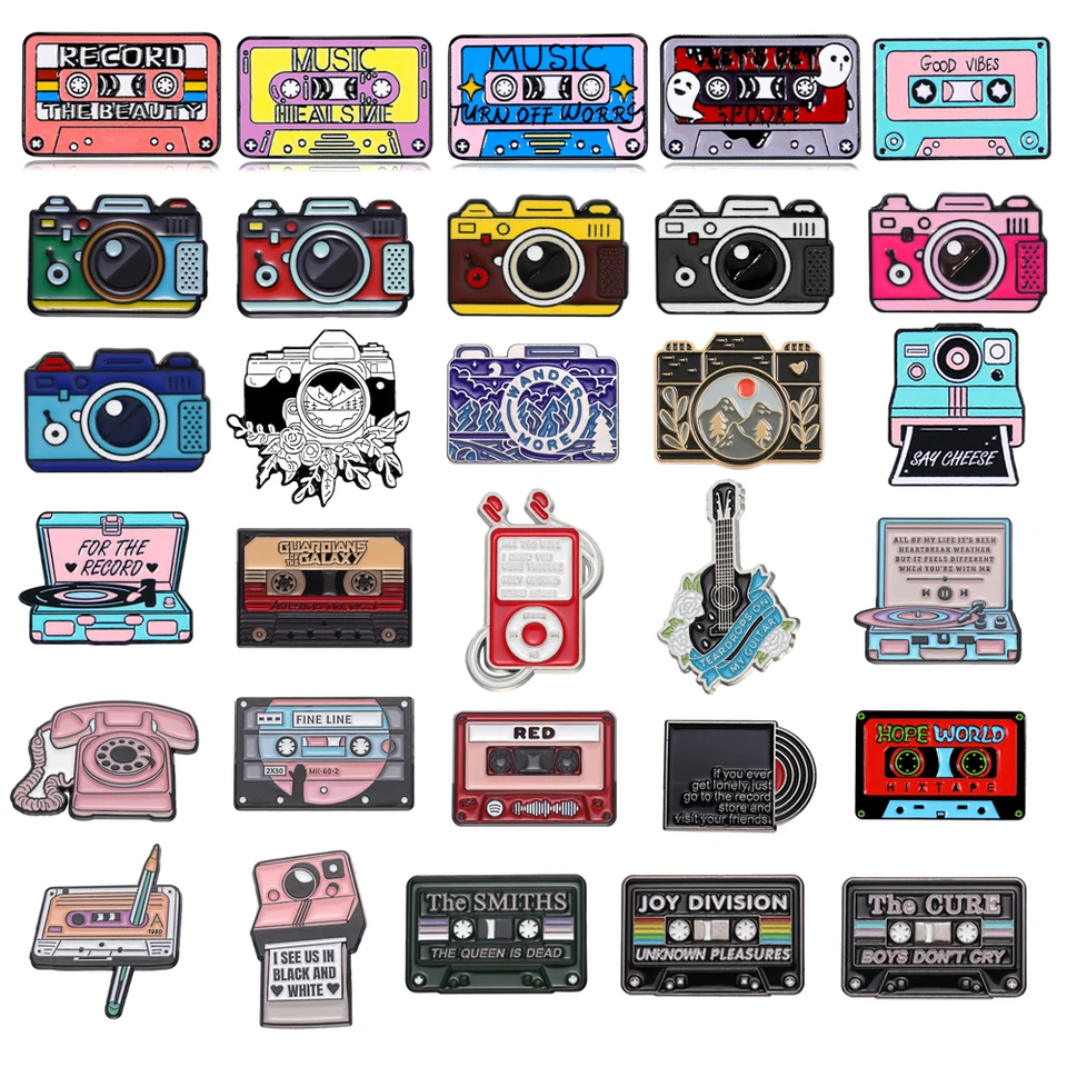 Kreatívne metalové brošňa hudba rock cd krajinná kamera Walkman Guitar Record Phone 90. Retro odznak punk klopa špendlíky šperky darček