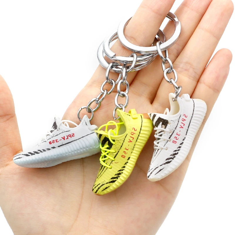 Kreatívne mini tenisky Keychain Gift