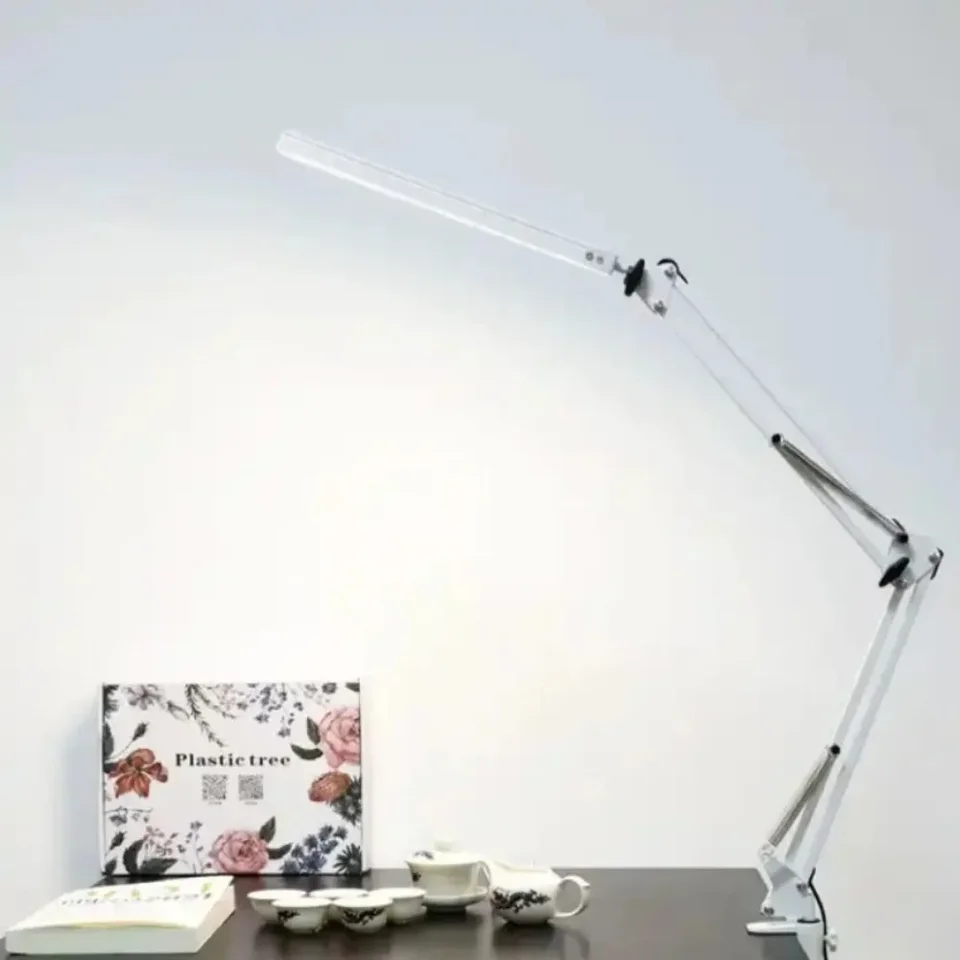 Kreatívne moderné čítanie pracujúce LED Desk Lamp Skladanie Long Swing Arm Nail Beauty Desk Lamp s kovovou svorkou