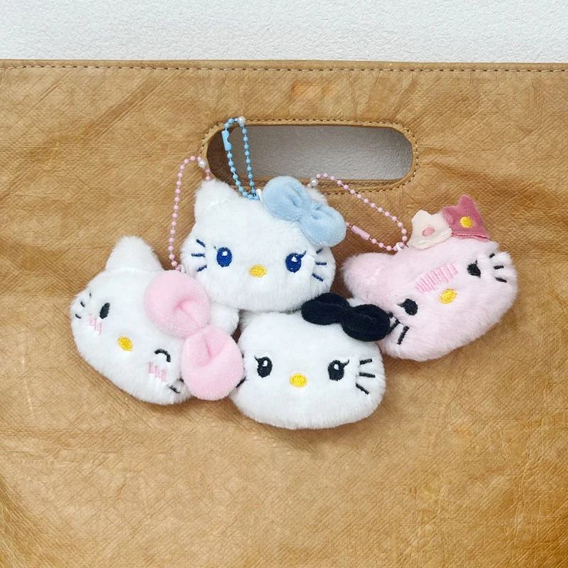 Kreatívny módny plyšový KT Cat Doll Doll Keychain Prívesok pre ženy dievčatá Dievča