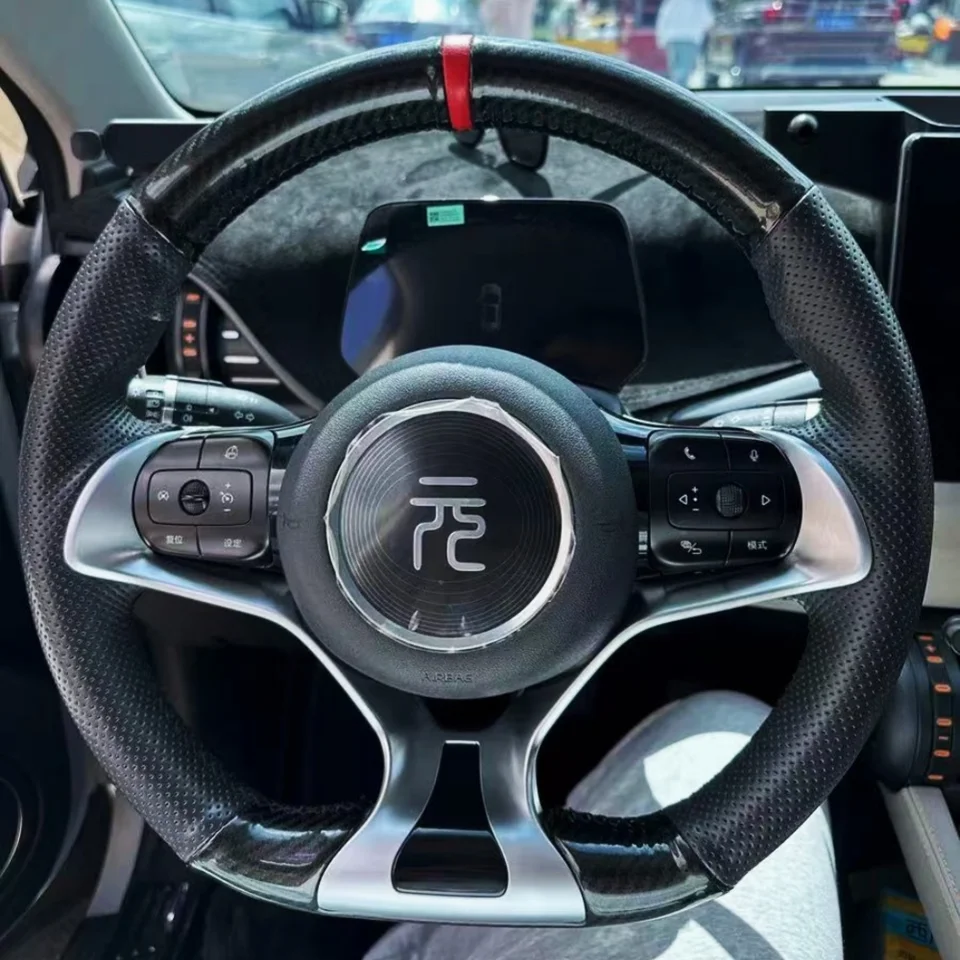 Kryt volantu na mieru volantu s originálnym kožou z uhlíkových vlákien pre BYD Atto 3 Yuan Plus 2022 2023 2024 AVANT