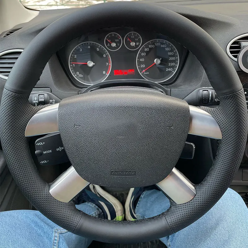 Kryt volantu na ruky automobilu pre Ford Kuga Focus 2 C-Max Soft Perfoted Micrufiber Leather s ihlami a súpravami vlákien