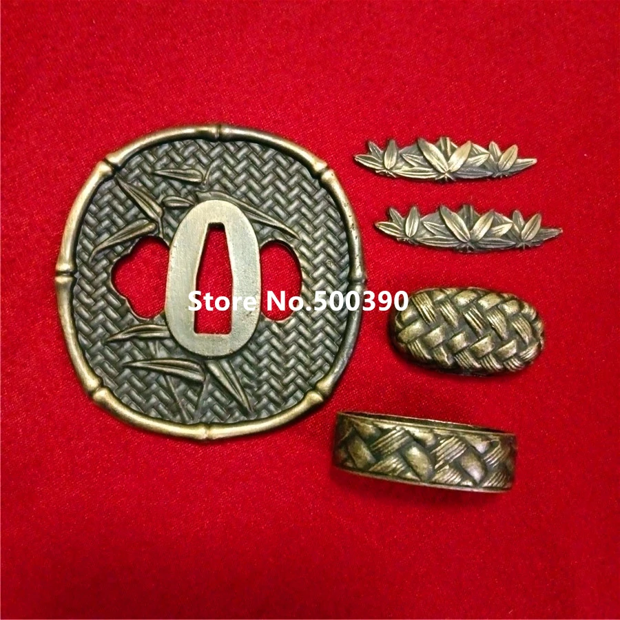 Krásna súprava zliatiny strážca Tsuba menuki fuchi kashira pre japonský meč samurai katana japonsko wakizashi meč pekný