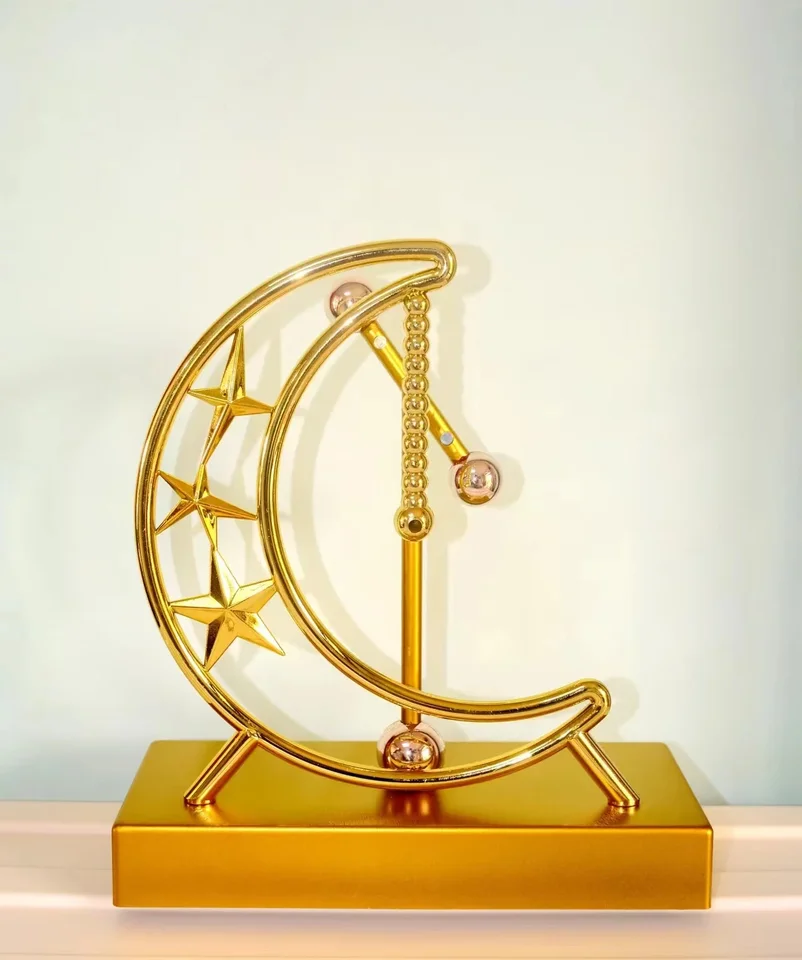 Krásny Zlatý mesiac Magnetické permanentné hojdacie zariadenie Newton Pendulum Office Desktop Dekorácie Domáca dekorácia kreatívny darček