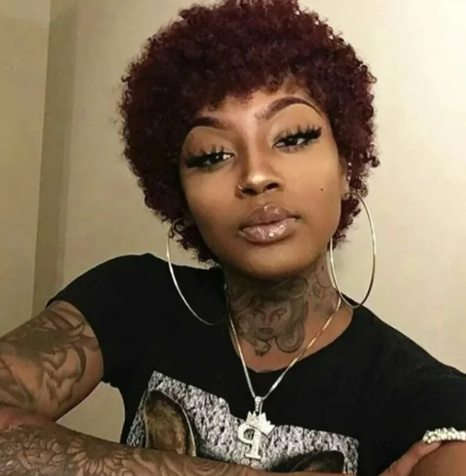 Krátke afro kučeravé ľudské vlasy parochne Pixie rezané parochne ľudské vlasy pre ženy