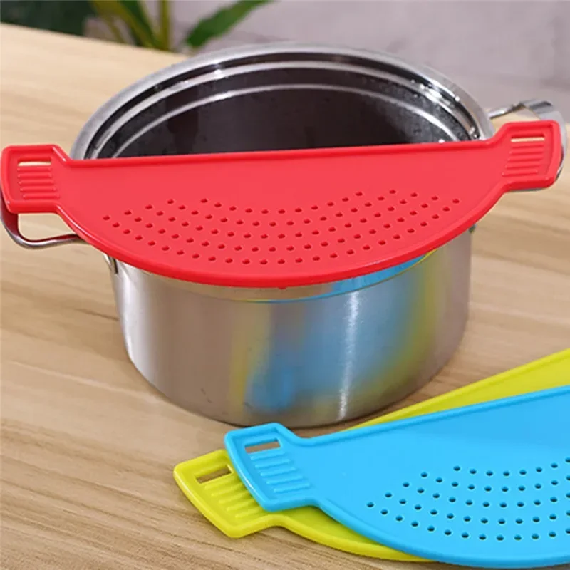 Kuchynské príslušenstvo plastový odtokový kôš na umývanie ryžového filtra Neprestladací debnenový lievik pre poháre kuchynský gadget hrnca bočná odtok