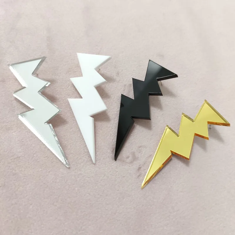 Kuguys Fashion Mirror Lightning Stud Stud pre ženy zlatá strieborná farba biela čierna akrylová skala hiphop šperky doplnky