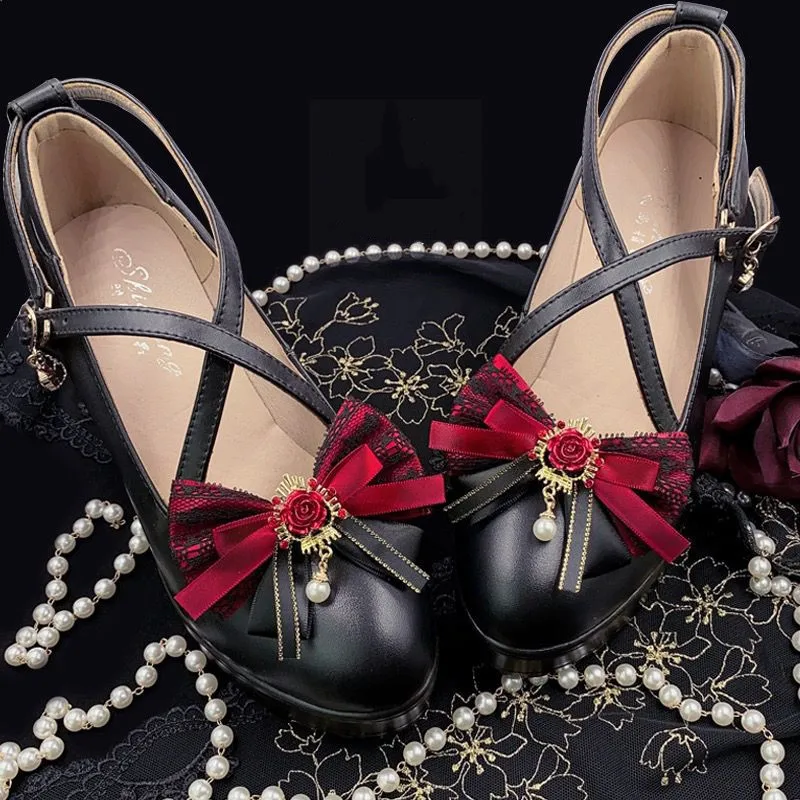 Kvetina ružovej topánky v gotickom štýle ， čierna červená stuha Bowknot Shoe Clips ， Odnímateľné remeslá Cosplay DIY ， luxusné lolita topánky uzol