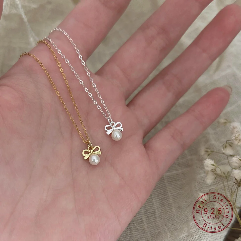 Kórejský 925 Sterling strieborný luk simulovaný perlový prívesok náhrdelník pre ženy vynikajúce roztomilé šperky na párty