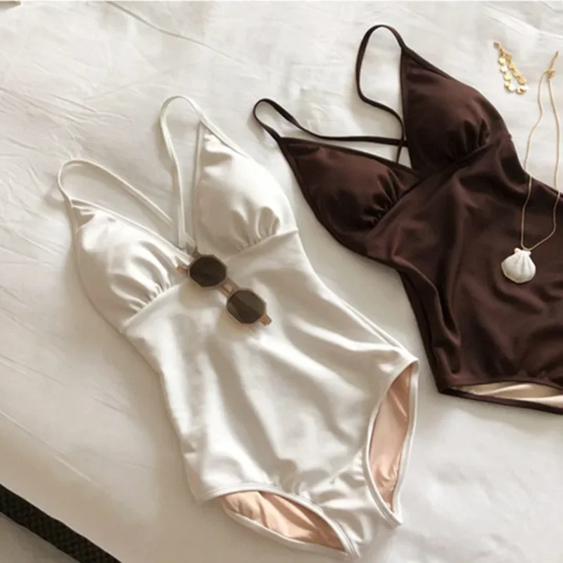 Kórejský štýl Jeden kus plavky Solid plaviek push Up Swimsuit White Placking Suit Sexy Monokini hnedý bazén plážový odev 2024 Nový