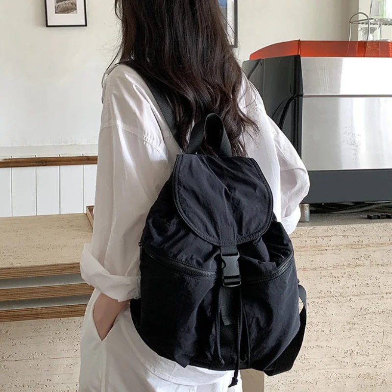 Kórejský štýl Populárna plná farba nylon nylon módne batoh batohový batoh na batoh jemných všestranných študentov Schoolback