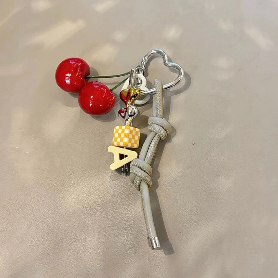 Kórejský štýlový anti-Lost Cherry Love Heart Kožené lano Keychain prívesok retiazka pre telefonické kľúče vrecko na zavesenie kábla