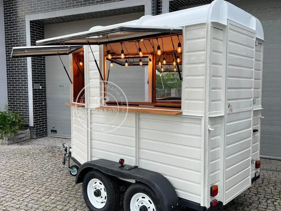 Kôň s jedlom mobilného nákladného automobilu Concesia Catering Catering Trailer Káva Kiosk zmrzlina v rožku s pizzou s plnou kuchyňou Pizza