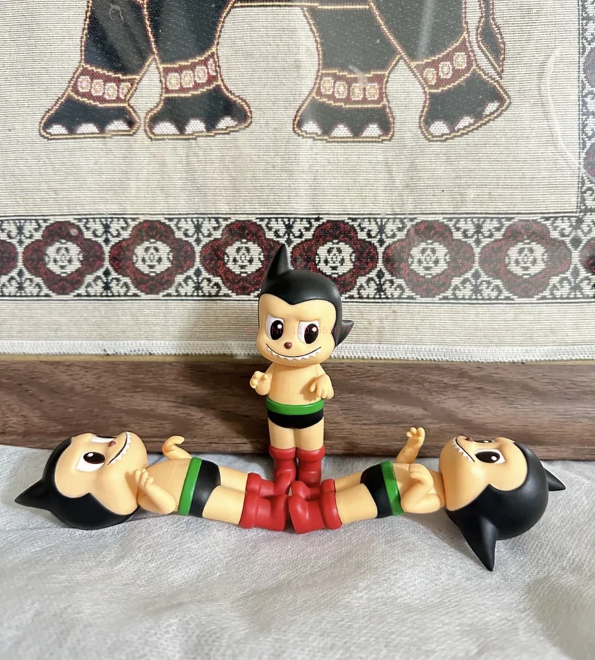 Lababu mini astroboy Astro Boy LaBubu x Astro Boy x How2work 10cm modelové hračky Girds