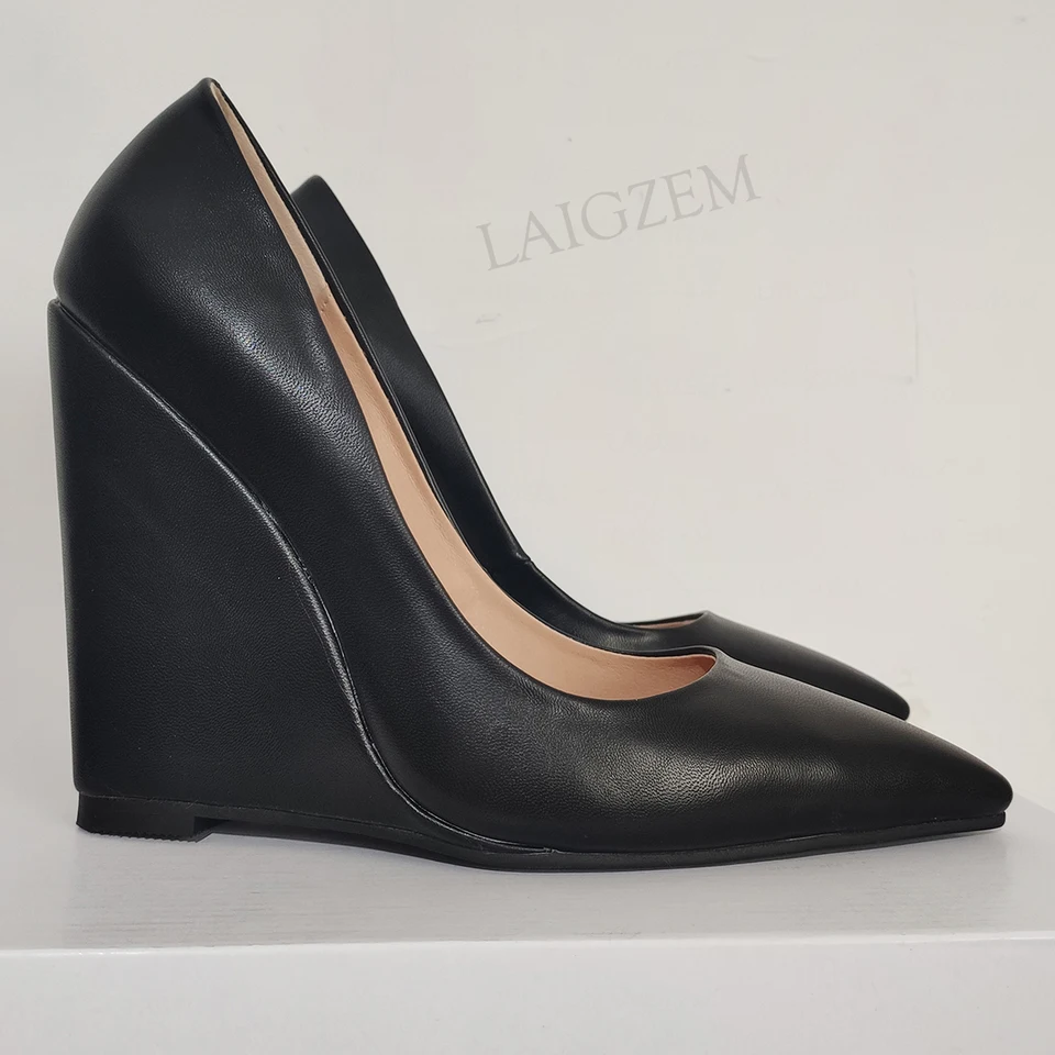 Laigzem Dámske kliny Pumps Pumps Pump Toe Slip na faux kožené čierne sandále Dámske šaty topánky Žena Zapatos veľká veľkosť 41 42 45 47