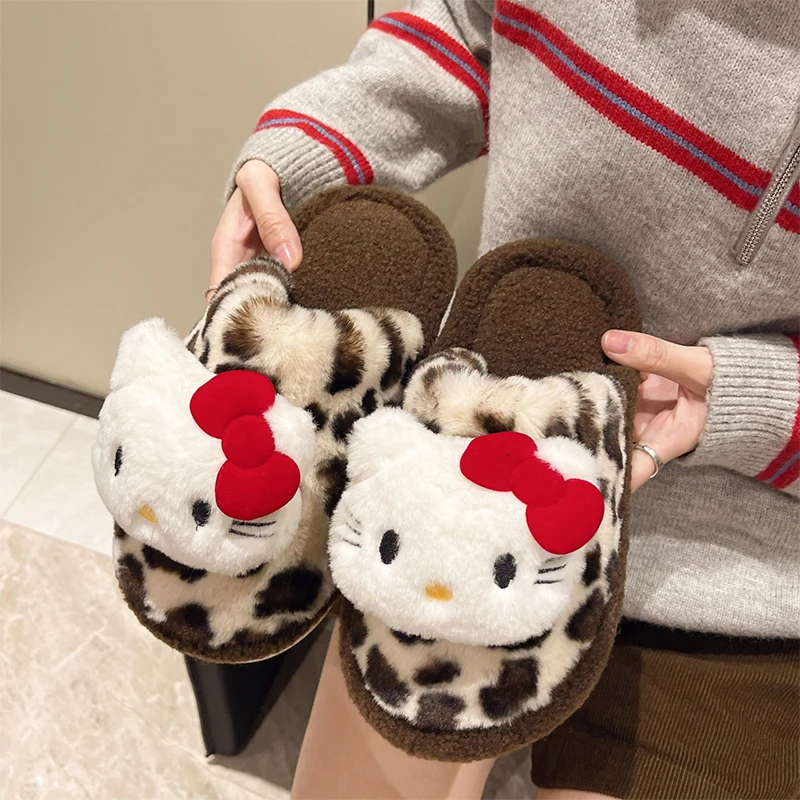 Leopard tlač Hello Kitty High vyzerá retro baottou kožušinové papuče pre dámske domáce vnútorné teplo bavlnené papučky vianočný darček