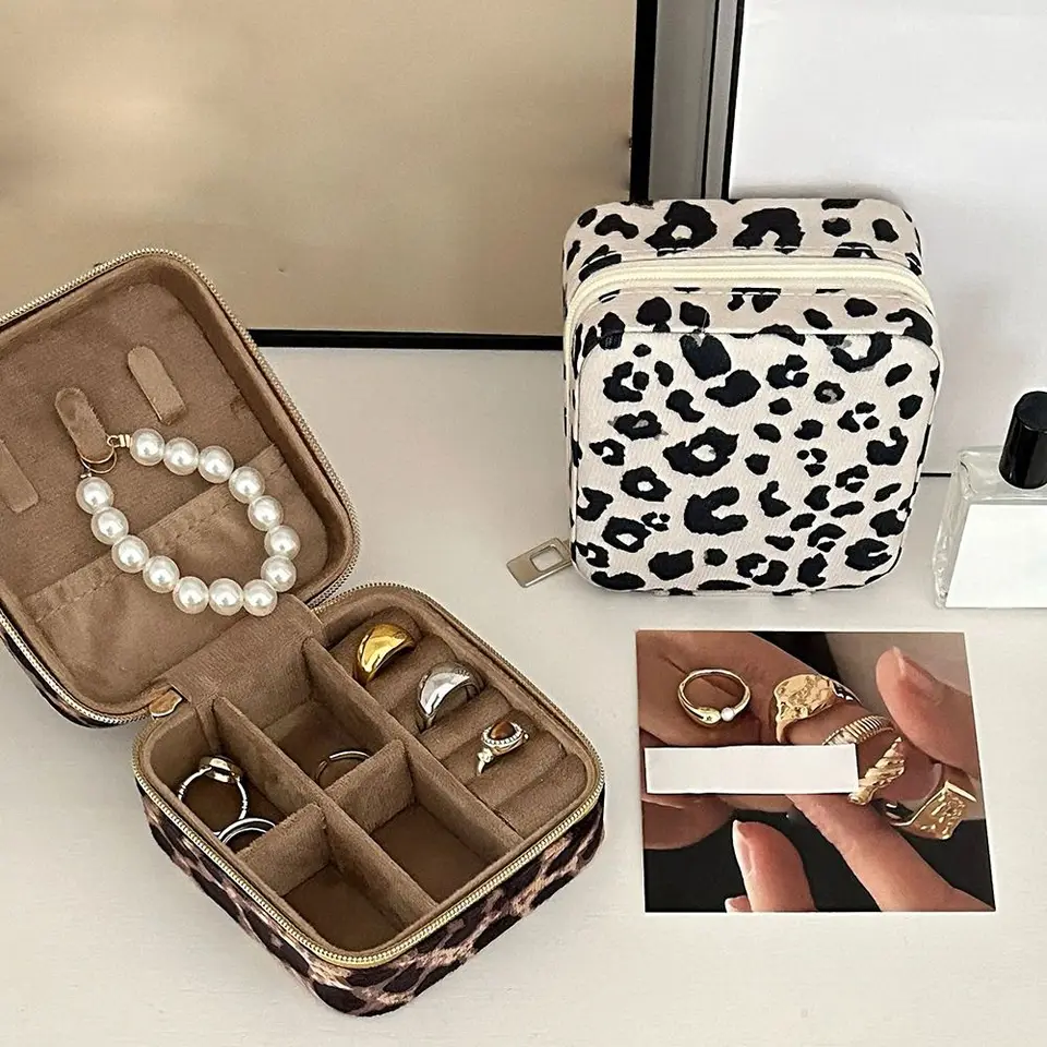 Leopard tlače šperky úložná skrinka Pu kožené šperky vrecko na ring organizátor rodinné doplnky kontajner