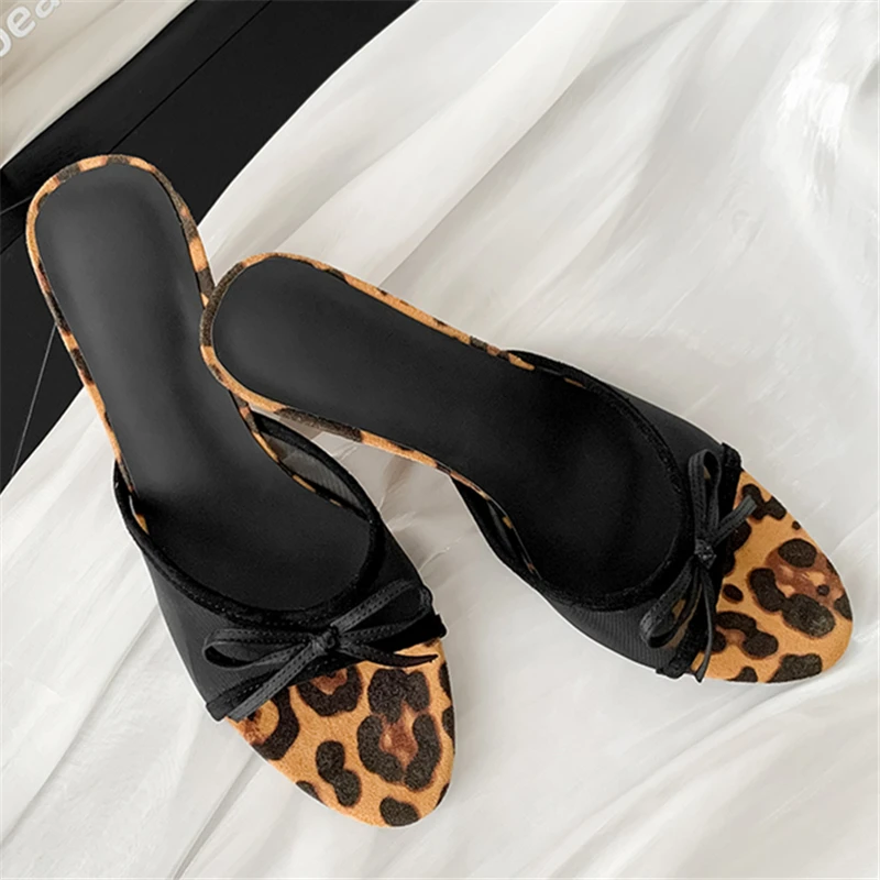 Leopardová sieťová motýľ Knot Otvorené špičky vysoké podpätky Ženy Ženy Pmity Originálne kožené sklz na sandáloch Dizajn sexy elegantné ženské topánky