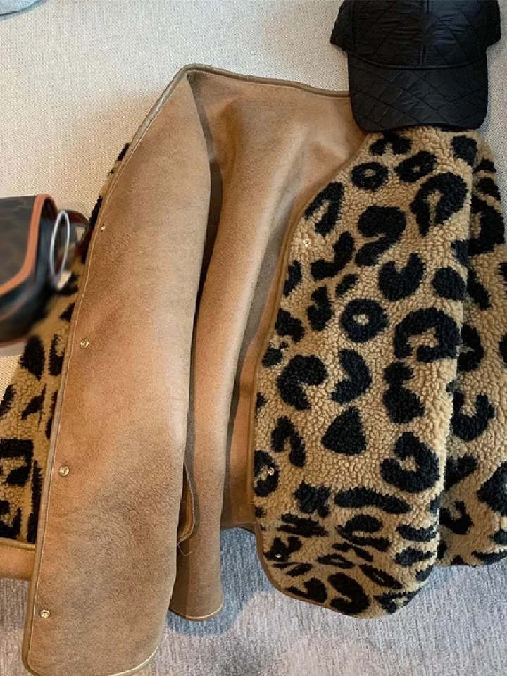 Leopardová žena zimná bunda kabát O-krk Prídavné falošné kožušina teplá horná jeseň Kórejská kožušina integrovaná elegantná elegantná žena Outwear