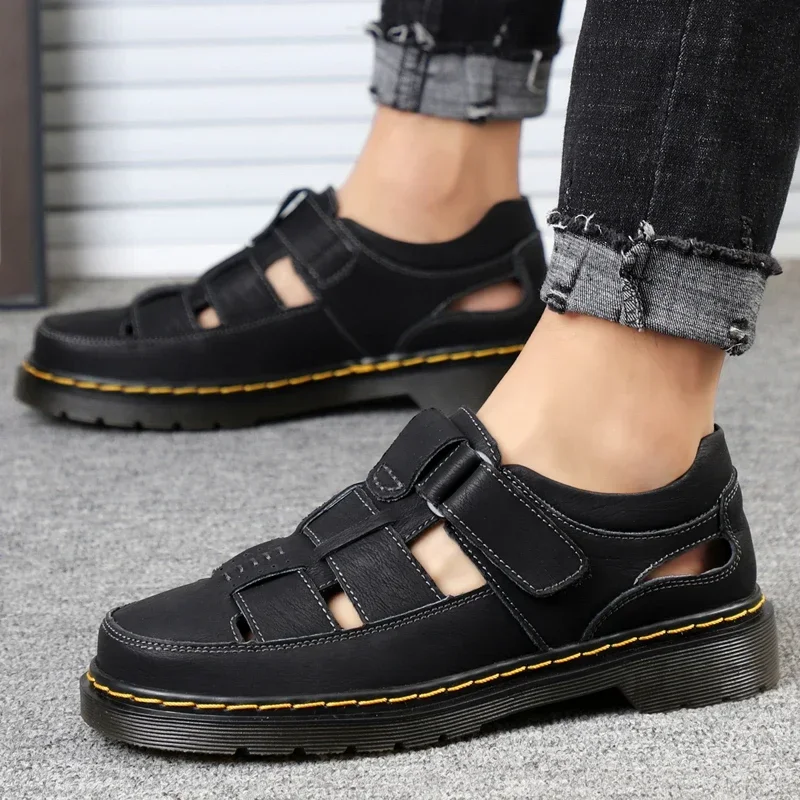Letná luxusná značka Outdoor Športové topánky Originálne kožené muži sandále módne ručne vyrábané príležitostné platformy Outdoor Men Beach Sandals