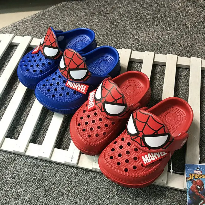 Letné chlapcov dievča Dievčatá Detské sandále karikatúry spiderman mcqueen autá tlače pláž papuče v interiéroch mäkké domáce kúpele záhradné topánky