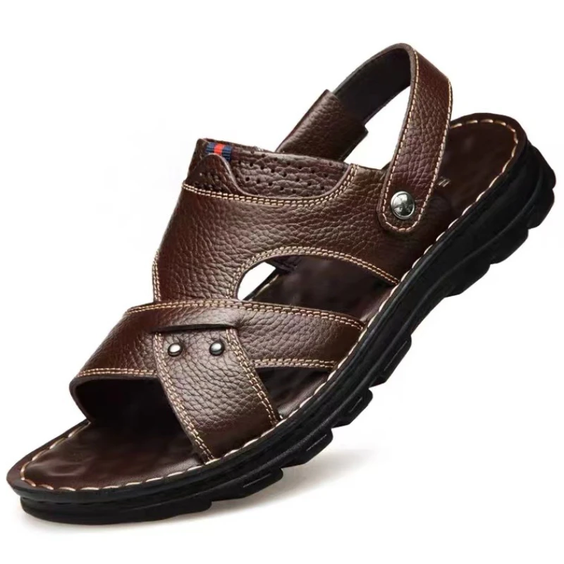 Letné nové muži Sandále Originálne kožené klasické rímske sandále Outdoor Casual Taskaers Plippers Sandalias Plays plus veľkosť 38-44