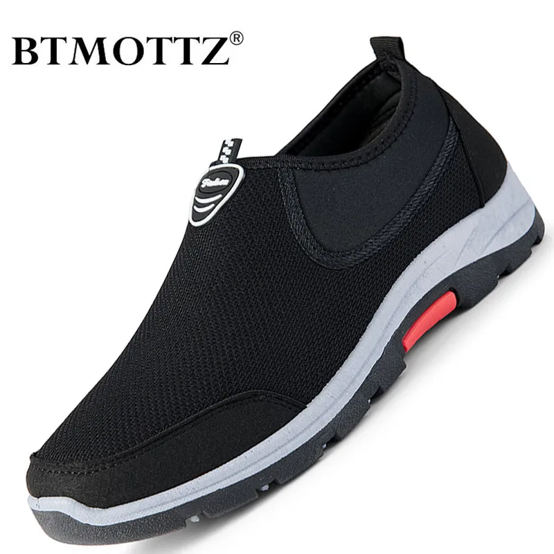 Letné pletivo pánske ležérne topánky Ľahké tenisky Muži Priedušné sklzy na pánske mokasíny vonkajšie vychádzkové topánky Zapatillas hombre