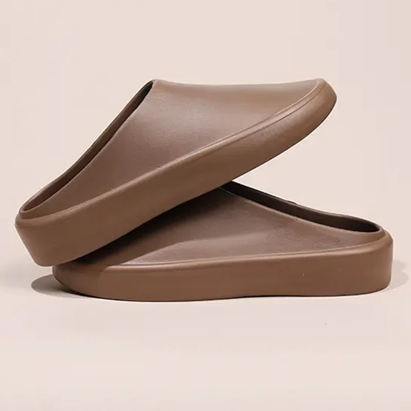 Letné pánske vonkajšie papuče mäkké podrážky nekĺzajú žabky domáce vnútorné papuče módne pláž pláž Flip-flops sandále mužské topánky