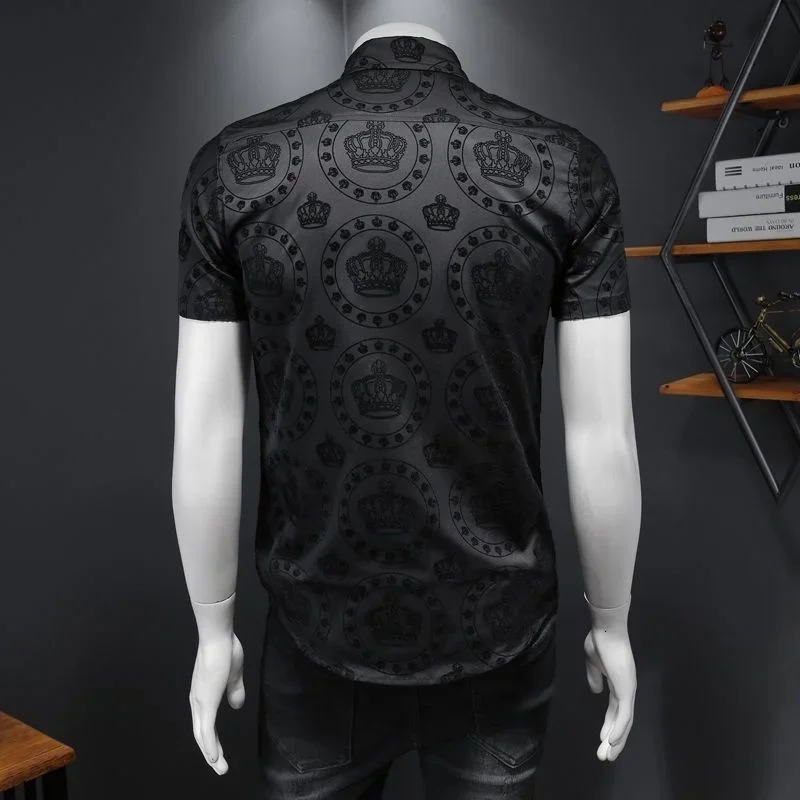 Letné top košele Obchodné formálne šaty Camisa Social Masculina Kvetiny tričko Luxusná čierna korunka Flocking Krátke rukávy Men