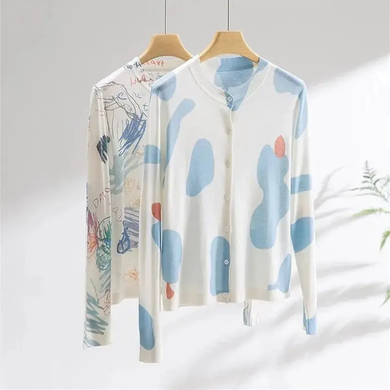 Liguyue Paint Print Knit Wardigan Spring Soft Soft Cashmere Sweater Women Causal French Fresh Cittwear Coat Fashion F718