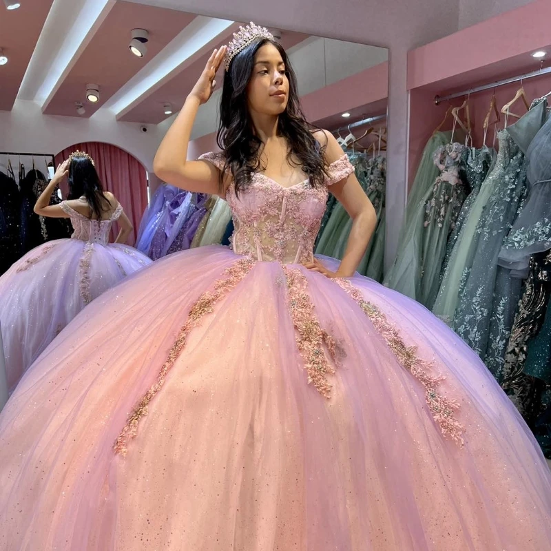 Lilac z ramena quinceanera šaty čipkované flitry korálky Tull Mexican Sweet 16 Vestidos de xv 15 Anos narodeniny