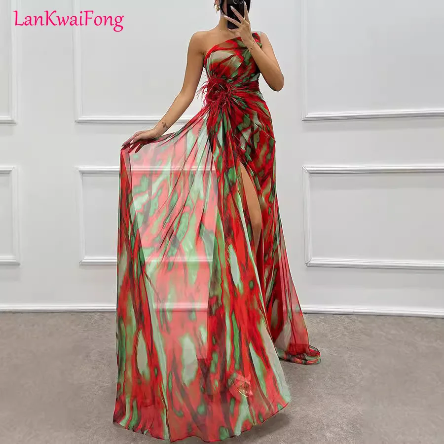 LKF Nový šifón Vytlačený s jedným ramenným šikmým golierom Split Dress Sexy Cast Darges Divinka dlhé šaty