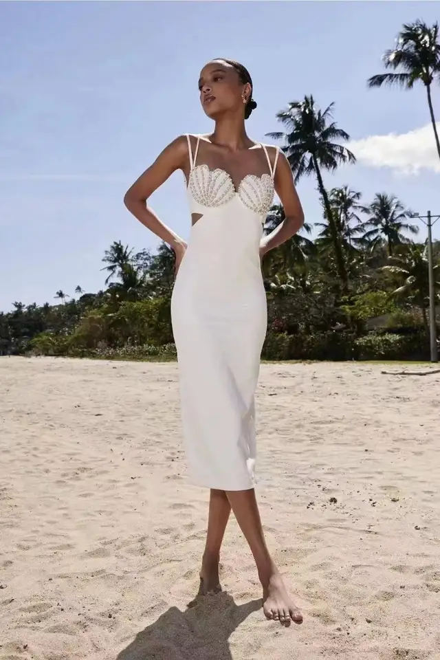 Luxusné biele elegantné večerné šaty perly korálky Shell Tvar Sexy rukávy bez rukávov plesové šaty formálne párty celebrity koktail rúcho