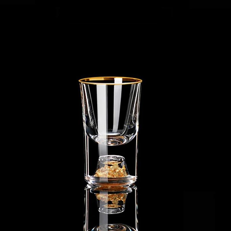 Luxusné kryštálové sklo vodka sklo sake sake sklenený bar likér dvojitý spodný zlatý sklenený sklenený čaj šálka špičkových darčekov tvrdý likér