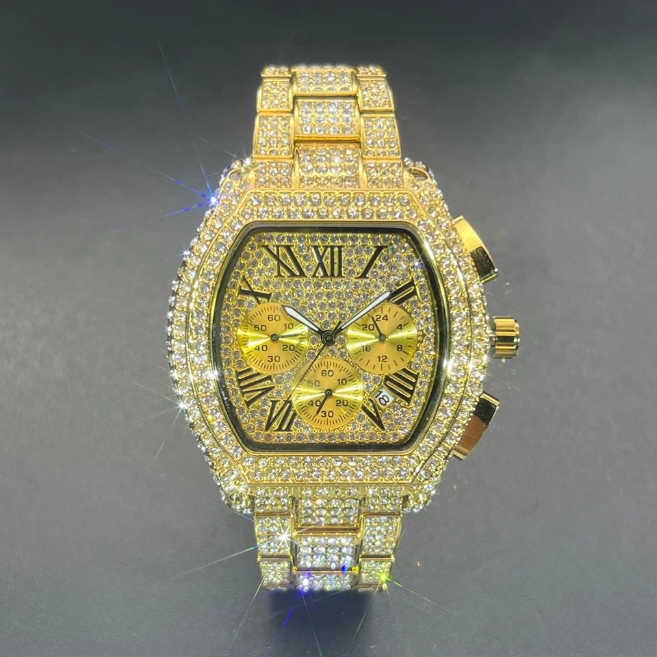 Luxusní muži sledujú personalizované bling diamantové kremeňové hodinky módne ľadové out tonneau veľkú tvár mužský chronograf zápästie zápästie