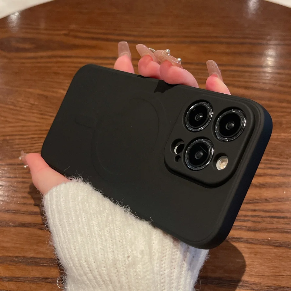 Luxusný tekutý silikónový bezdrôtový bezdrôtový nabíjací puzdro na nabíjanie pre iPhone 15 13 12 11 Pro Max Black Grey Shockproof zadný kryt