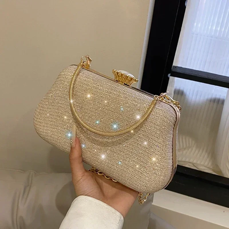 Luxusný vysoký dizajn Ženy Evening Bag Brand Party Banket Glitter Bag pre dámy svadobná spojka kabelka vrecká na rameno retiazky