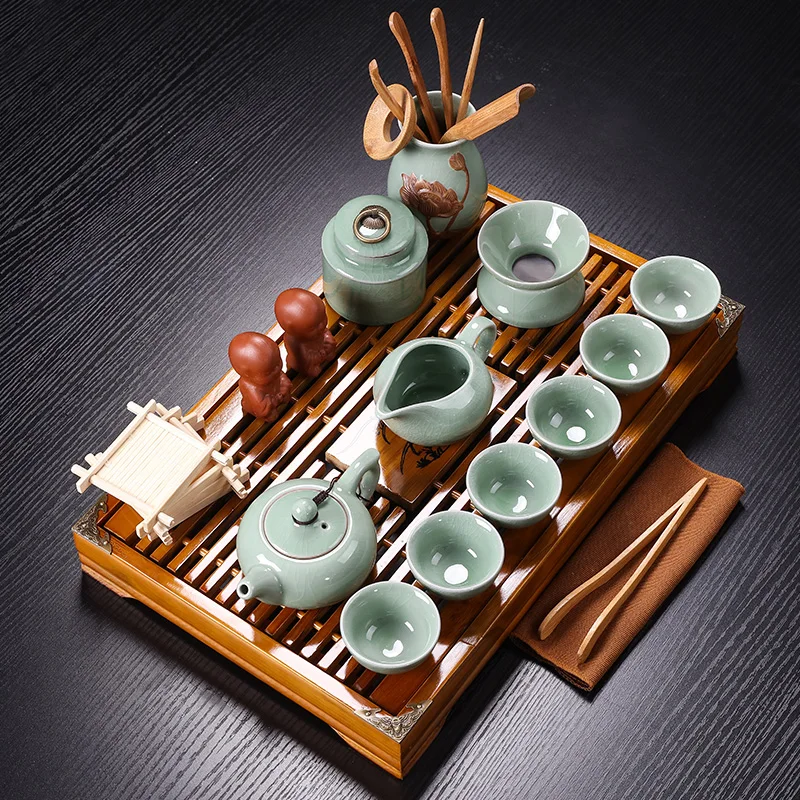 Luxusný čínsky čajový šálka Sada porcelánu Moderný čajový obrad Fialová hlina kung fu čajová sada podnos Juego de te čajware dg50ts