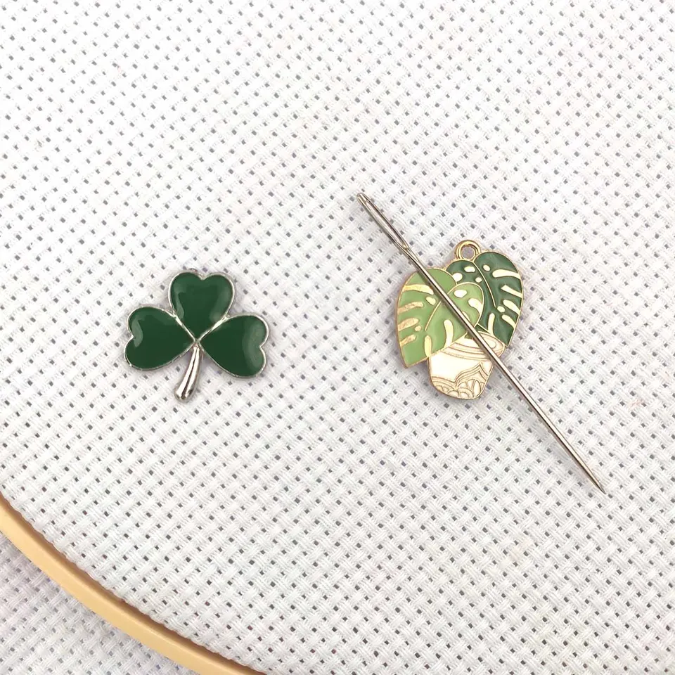 Magnetický držiak na ihlu Minder pre vyšívanie vyšívania, zelená rastlina Shamrock Needle Nanny Šijací magnet pre krížový steh