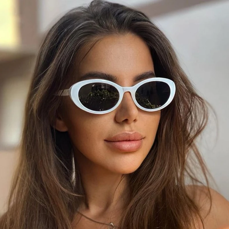 Malé oválne biele slnečné okuliare Ženy jednoduché retro vintage dizajnérske okrúhle slnečné okuliare klasické letné odtiene módne populárne okuliare