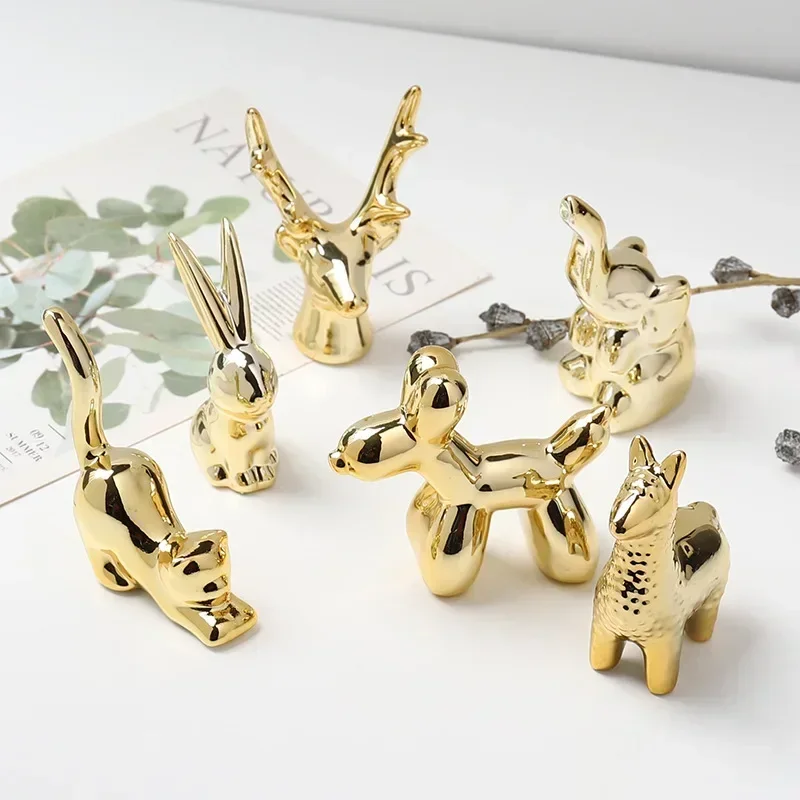 Malé zlaté elektroteratické keramické zvieracie figúrky Swan Alpaca Dog Cat Rabbit Fox Fox Deer Porcelain Domáca dekorácia